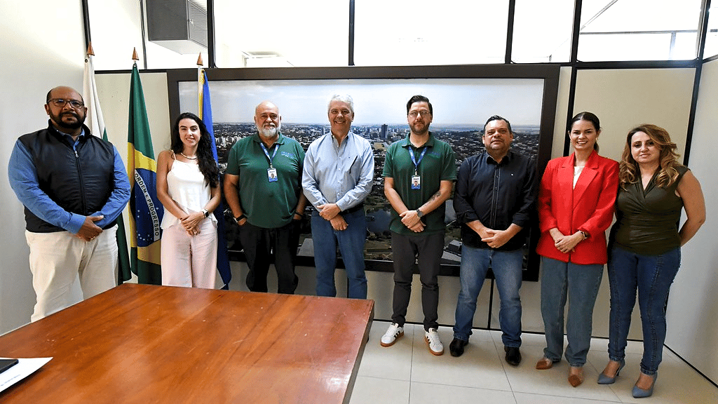 Reunião na Prefeitura de Umuarama define os preparativos para a realização do Paraná em Ação.