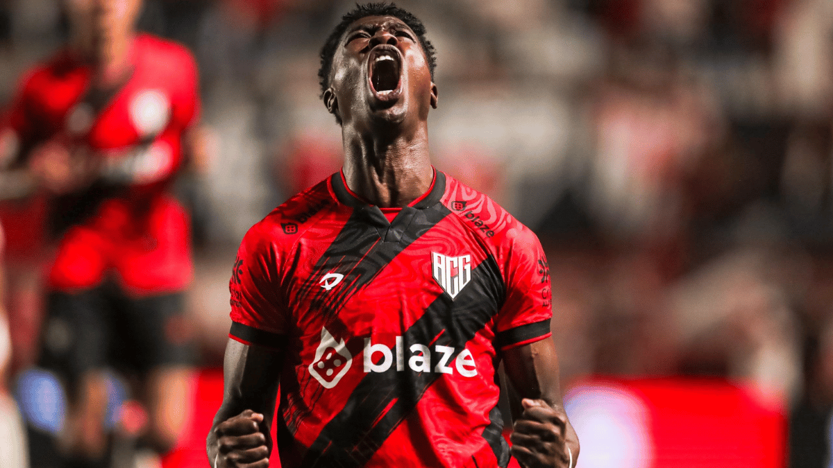 Atlético-GO goleia o Botafogo-SP e se aproxima do G-6 da Série B