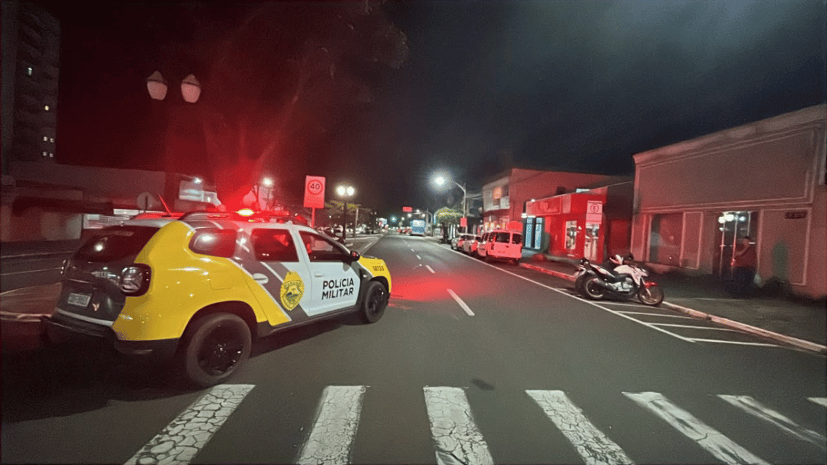 Acidente em Umuarama no cruzamento da Avenida Paraná com a Rua Cambé