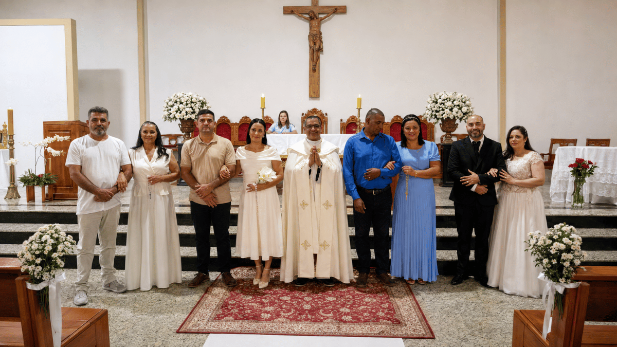 Paróquia São Vicente Pallotti realiza casamento comunitário