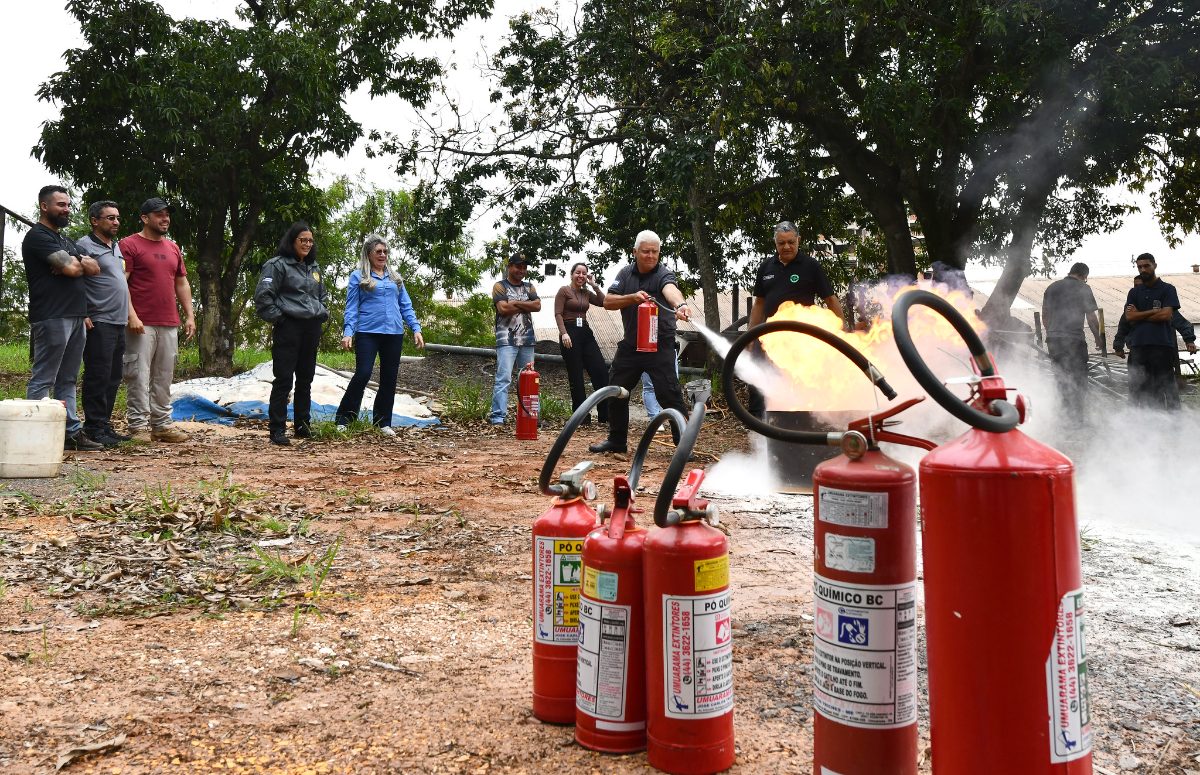 Umuarama forma novos brigadistas entre servidores municipais