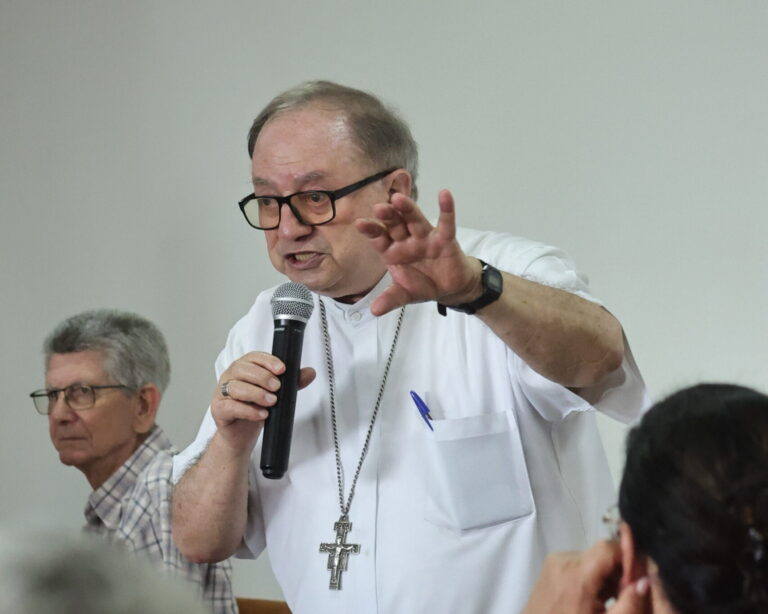 Diocese de Umuarama reúne conselho para planejar 2027 Diocese de Umuarama reúne conselho para planejar 2027