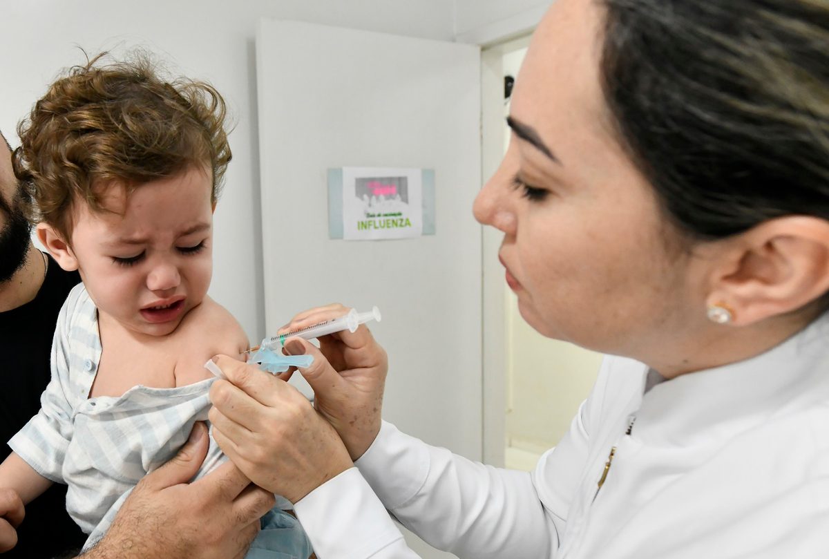 Multivacinação tem Dia D neste sábado em Umuarama