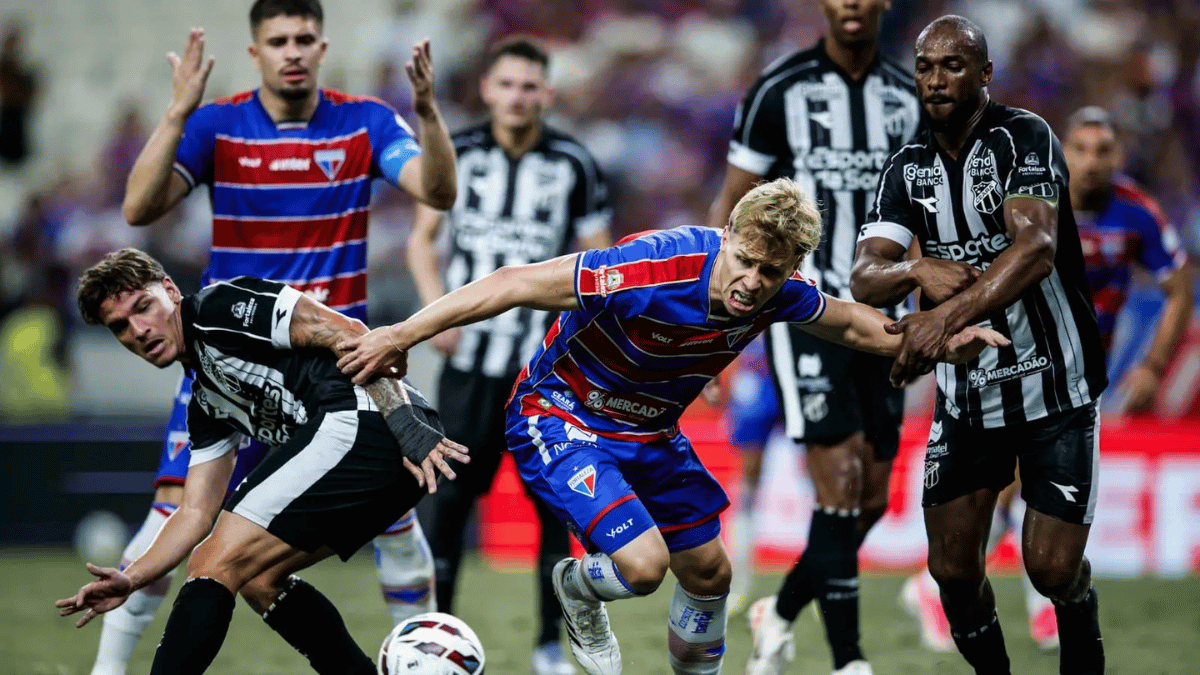 Ceará busca empate no fim e mantém tabu de 16 jogos sem perder o Clássico-Rei