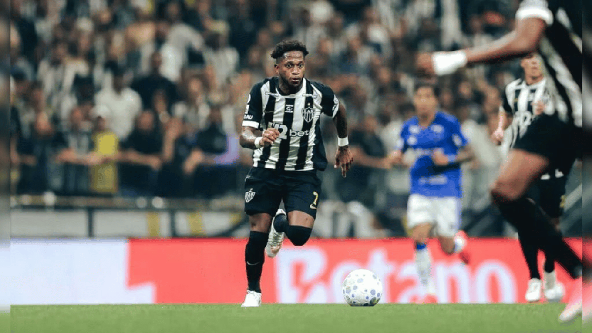 Atlético-MG vira sobre o Cruzeiro e vai à semi da Copa