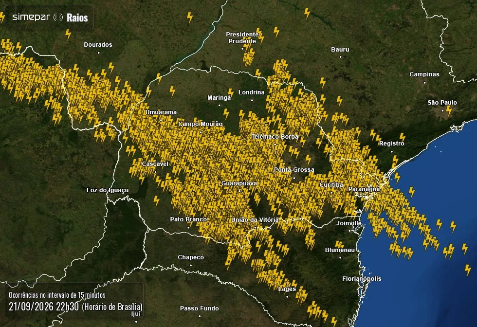 Mapa de descargas elétricas do Simepar mostrando temporal se aproximando de Umuarama