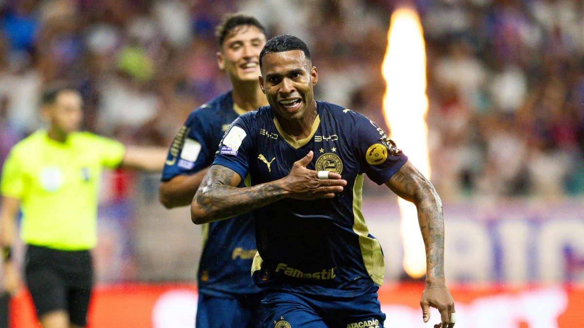 Bahia vence o Remo por 2 a 1 e entra no G4 do Brasileirão