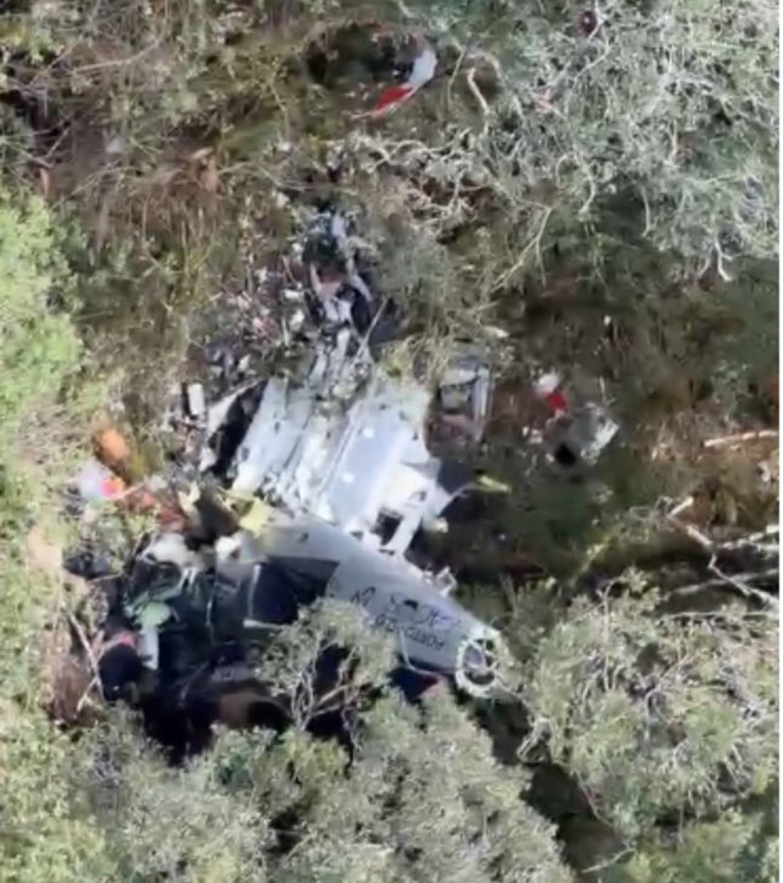 Destroços do helicóptero encontrados em área de mata fechada em Urubici, na Serra Catarinense