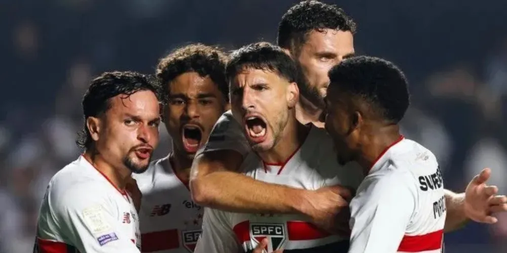 São Paulo vence o Internacional com gol de Calleri e manda o rival para o Z4