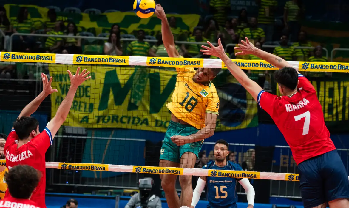 Brasil vence o Chile na estreia do Pré-Olímpico de vôlei