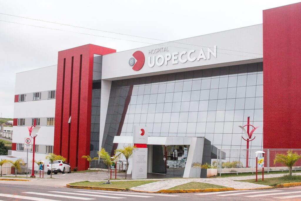 Uopeccan Umuarama recebe nota máxima da Anvisa em segurança
