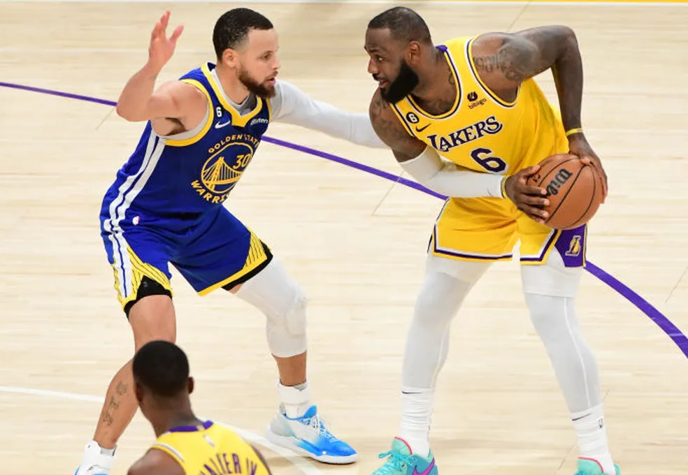 Resultados da NBA: Lakers batem Warriors e Edwards faz 45